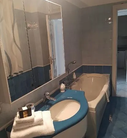 Marechiaro 2 Apartment